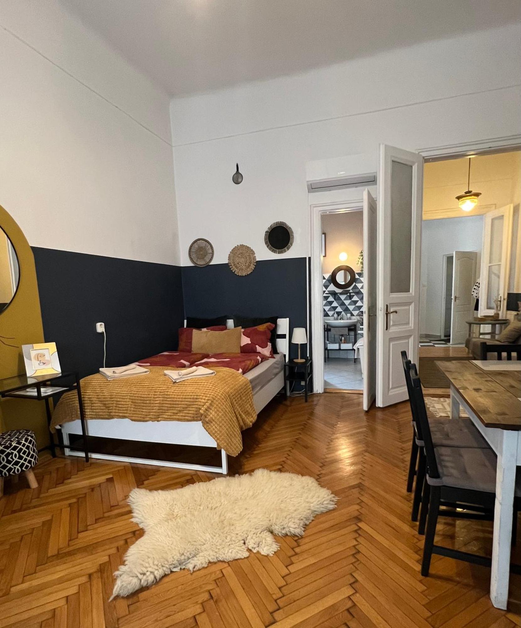 Appartement Rustic In Downtown Of *